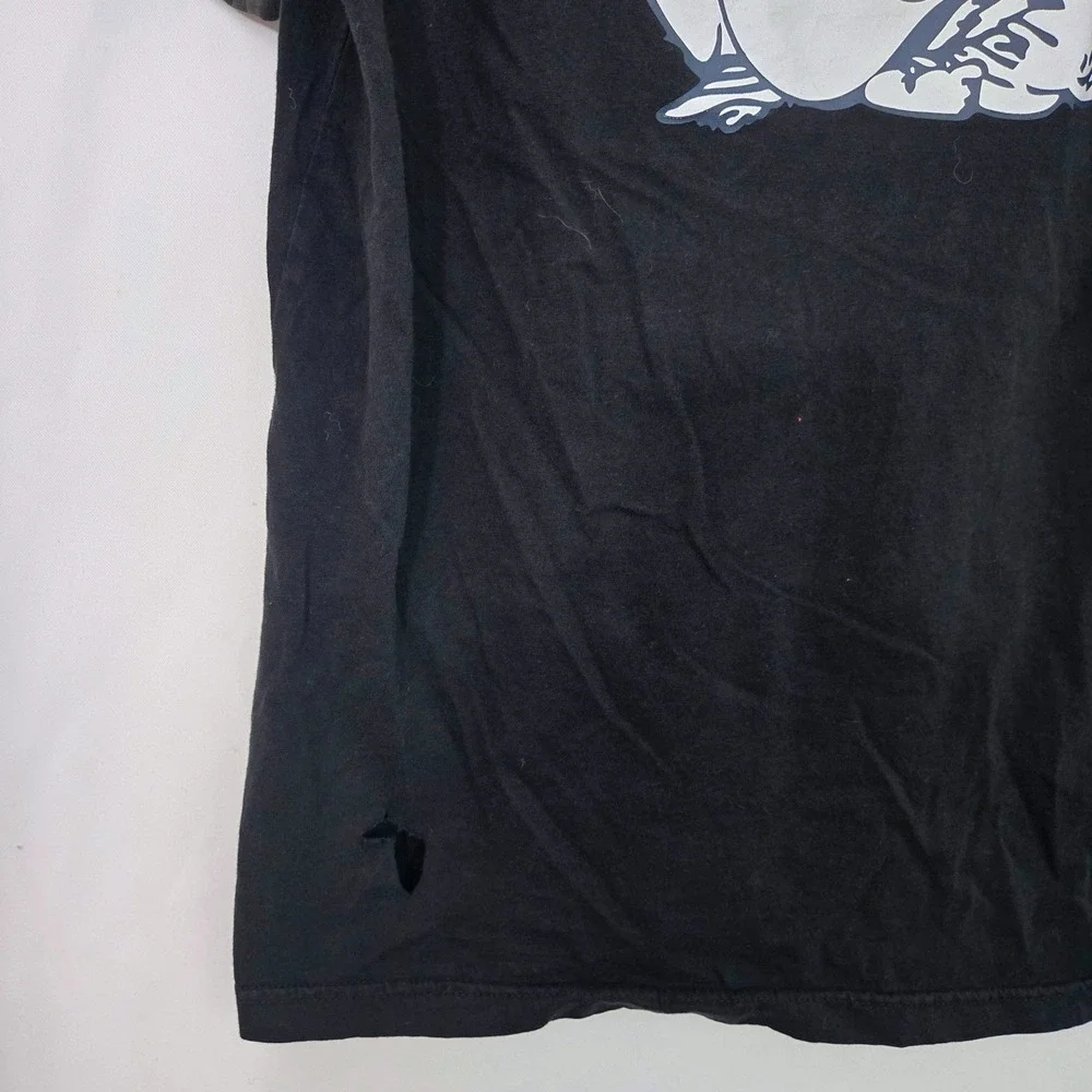 True Religion Mens L T-Shirt Black Red Horseshoe Logo Buddha Guitar Graphic Flaw